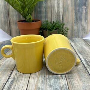 ⭐️Homer Laughlin Fiesta Ware sunflower classic ring handle mugs 10oz set of 2